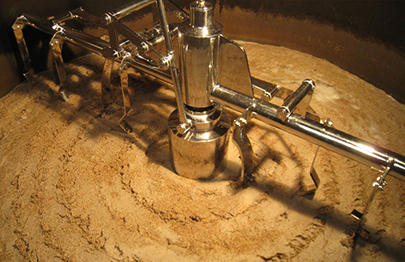 Lautering system for brewhouse - knife geometry optimized for the zones of the bed - Bucher Denwel GmbH