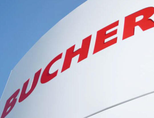 Bucher Logo auf Dach