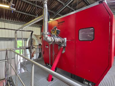 New Bucher Unipektin HPX press installed at Château Lézergué 2